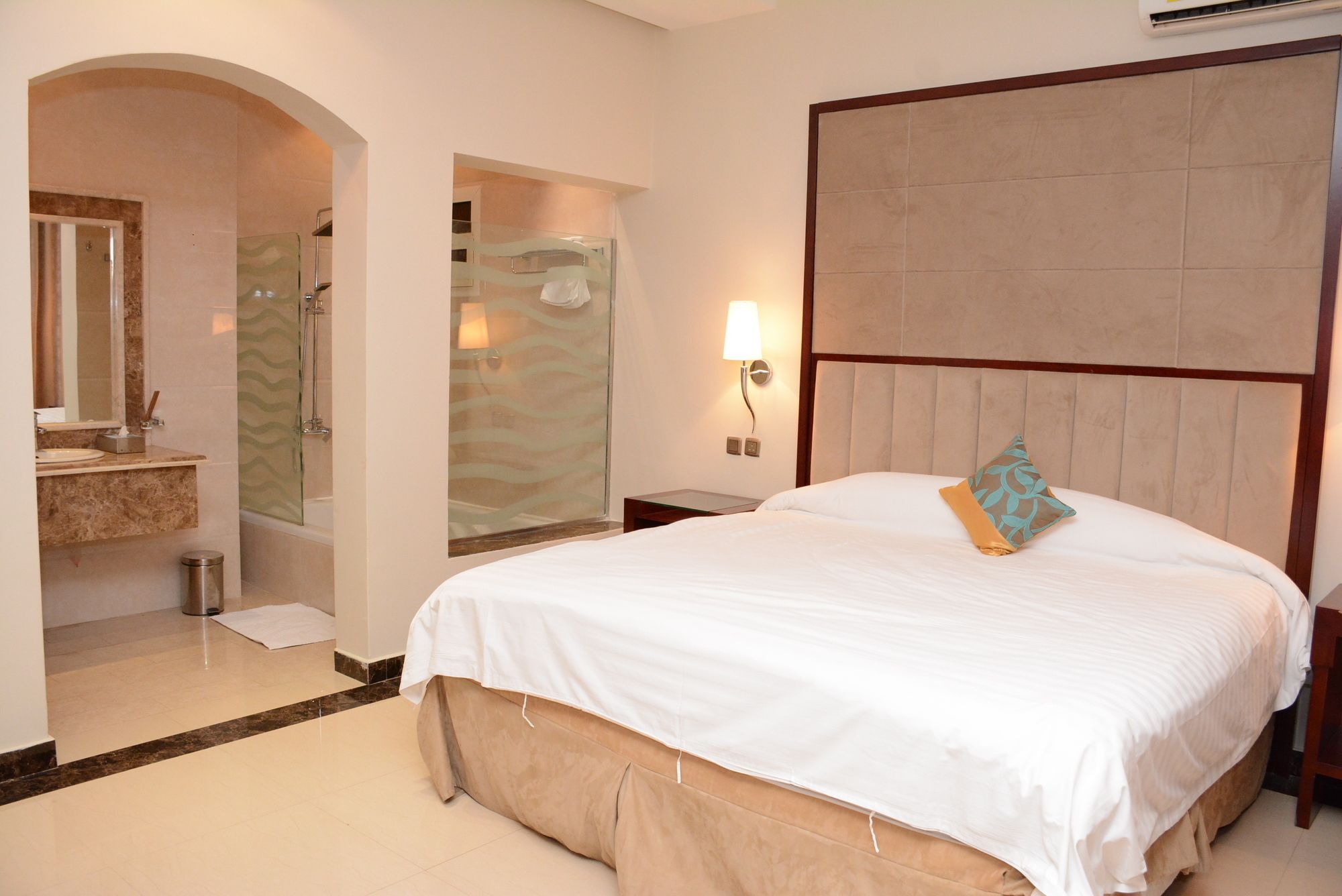 Topaz Furnished Apartments Riadh Exterior foto